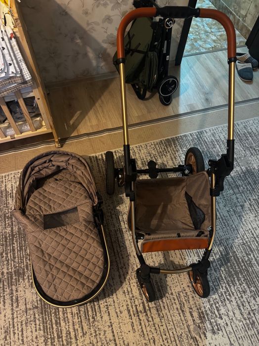 Детская коляска с автокреслом