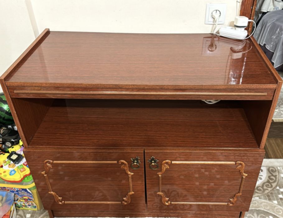 Продам Румынский тумба