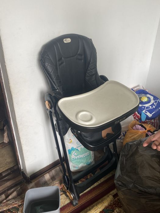 Балаға арналған ас ішетін орындық