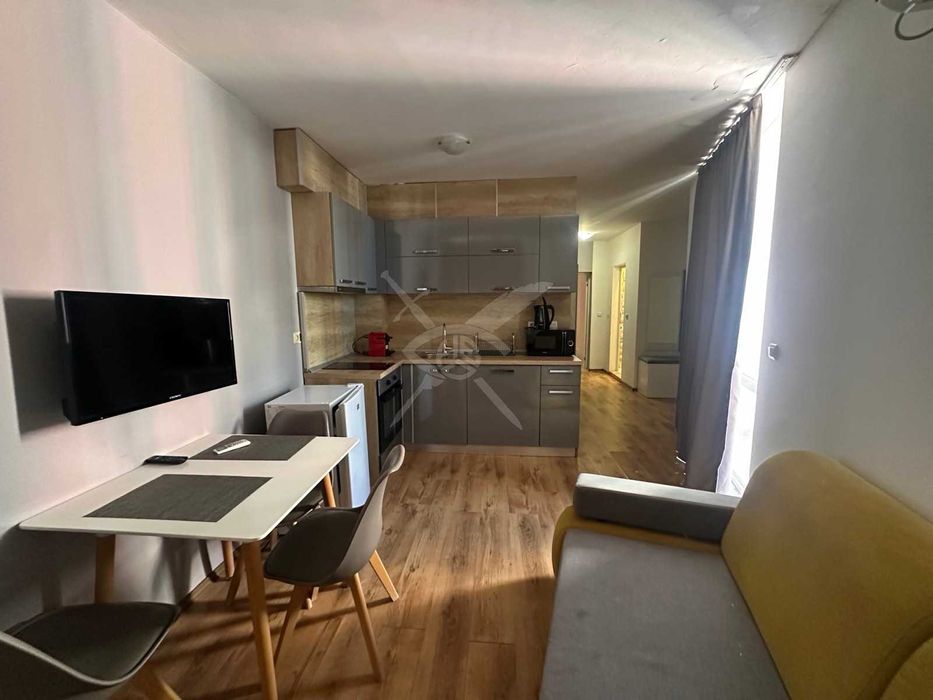 Продава се Едностаен апартамент в Поморие - 50 кв.м за 1530 €/кв.м - Снимка #1