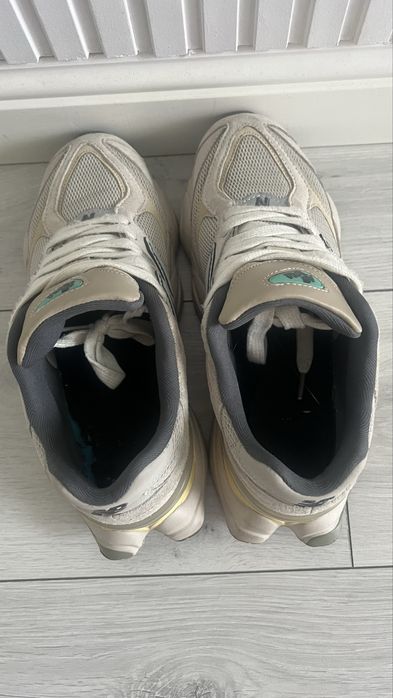 New Balance 9060