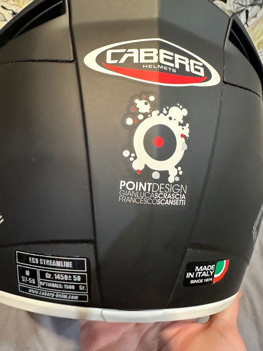 Каска за пистов мотор