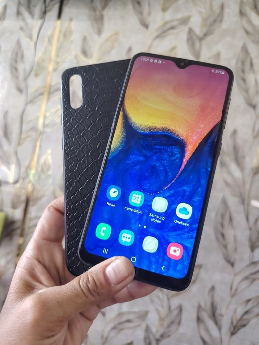 продаётся телефон