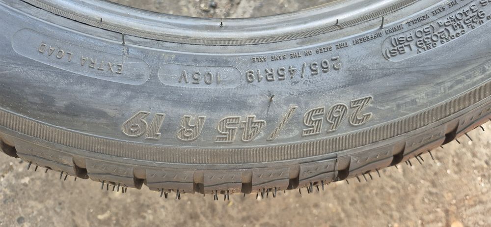 2 anvelope iarna Michelin 265/45/19.Pretul este pe bucata