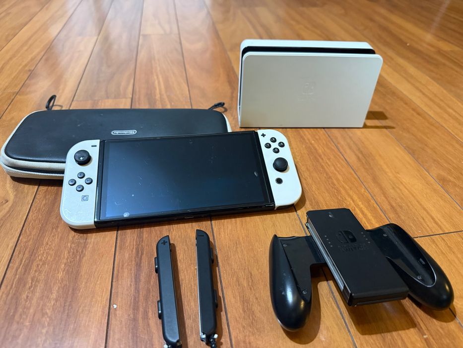 Nintendo Switch 1 OLED