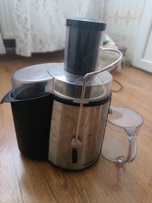 Storcător de fructe și legume Heinner