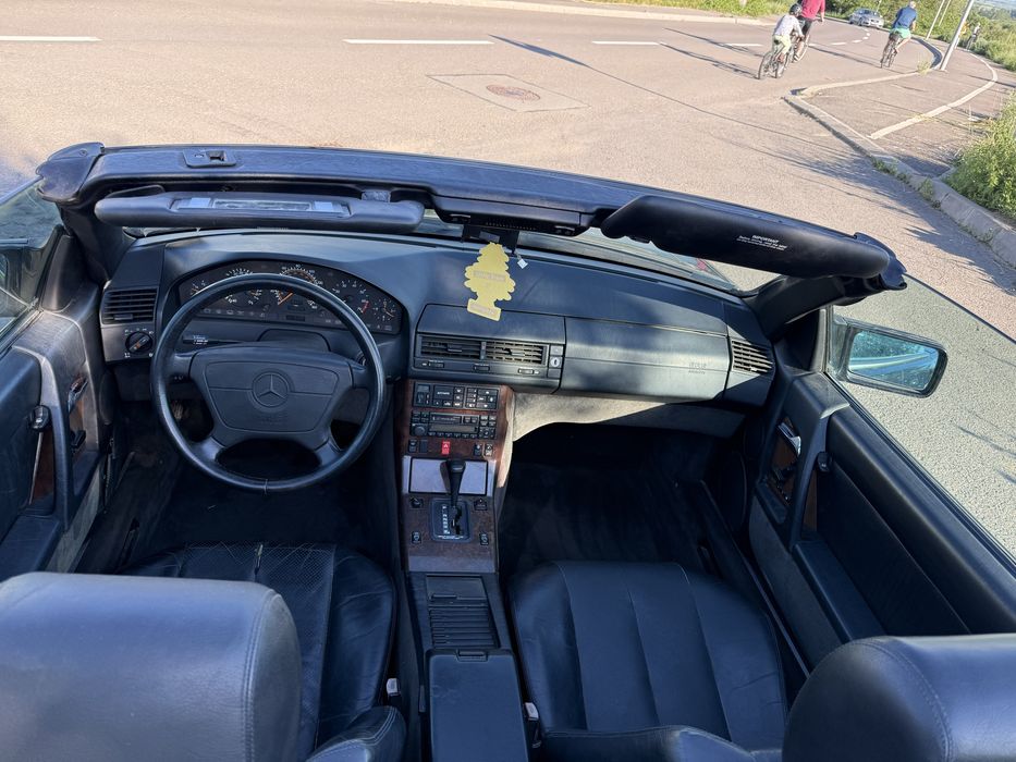 SL 500 V8 R129 Retromobil