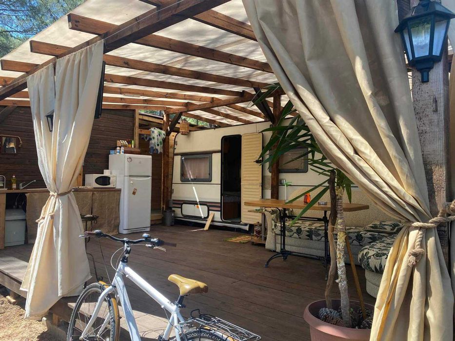 Каравана под наем "Бохемия" къмпинг Градина