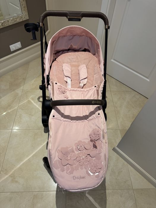 Зимен чувал Cybex Platinum Simply Flowers