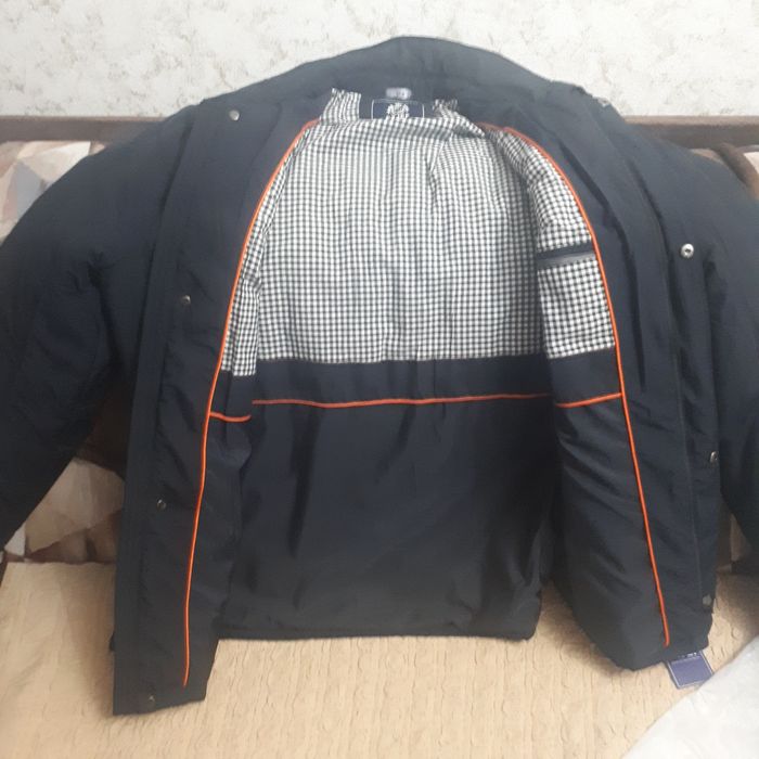 Продам  куртку новую Турция