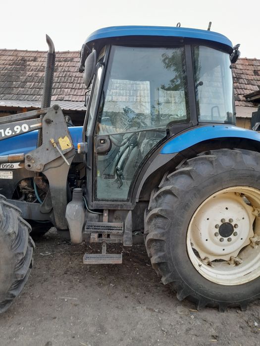 Tractor new Holland TD 95 d