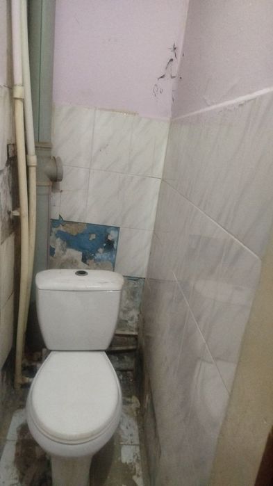 Согдиана кирпич домда 1 этажда, 35 дом, квартира сотилади.
