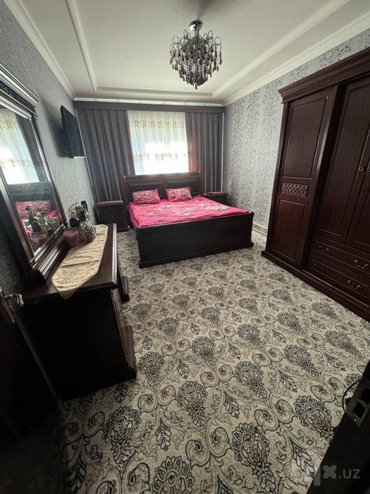 Toshkent tumani kok saroyda uy sotiladi