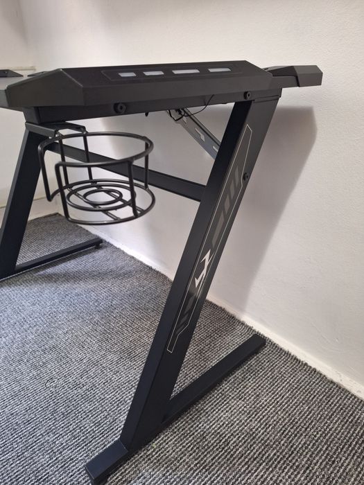Ultradesk Space 2 Carbon cu led albastru