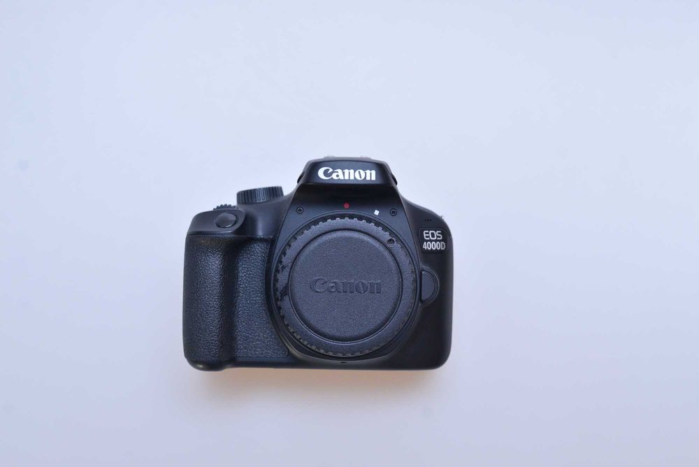 Aparat Foto Canon 4000D