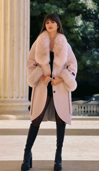 OFERTE  de sezon .Palton alpaca cu blana naturala.Toate culorile ș