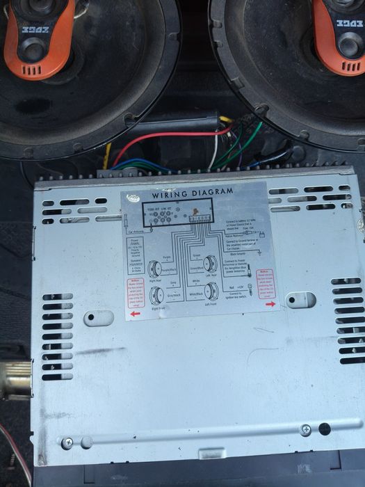 Продам магнитофон pioneer и два динамика