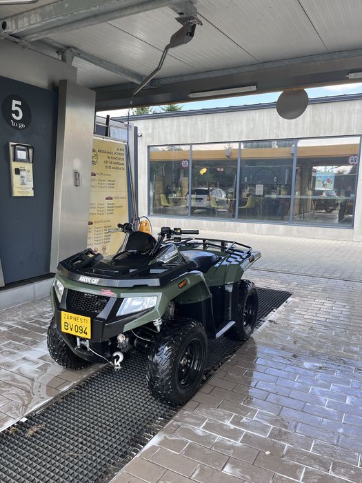 Vând atv articat cat 400 defect