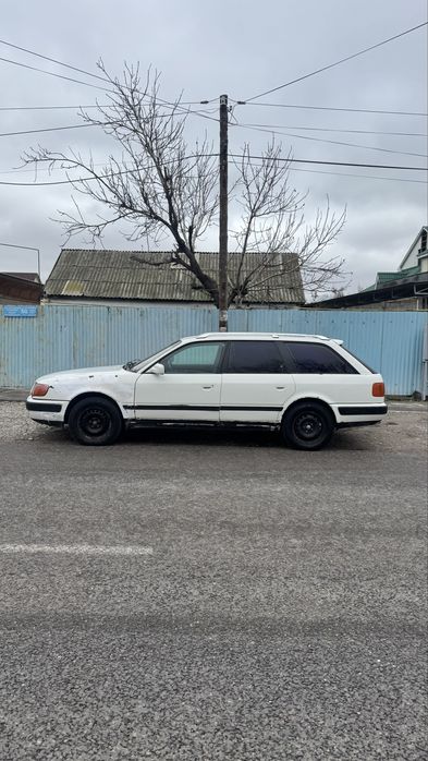 Audi 100, 1992 г.в., универсал, 2.6 л, белый
