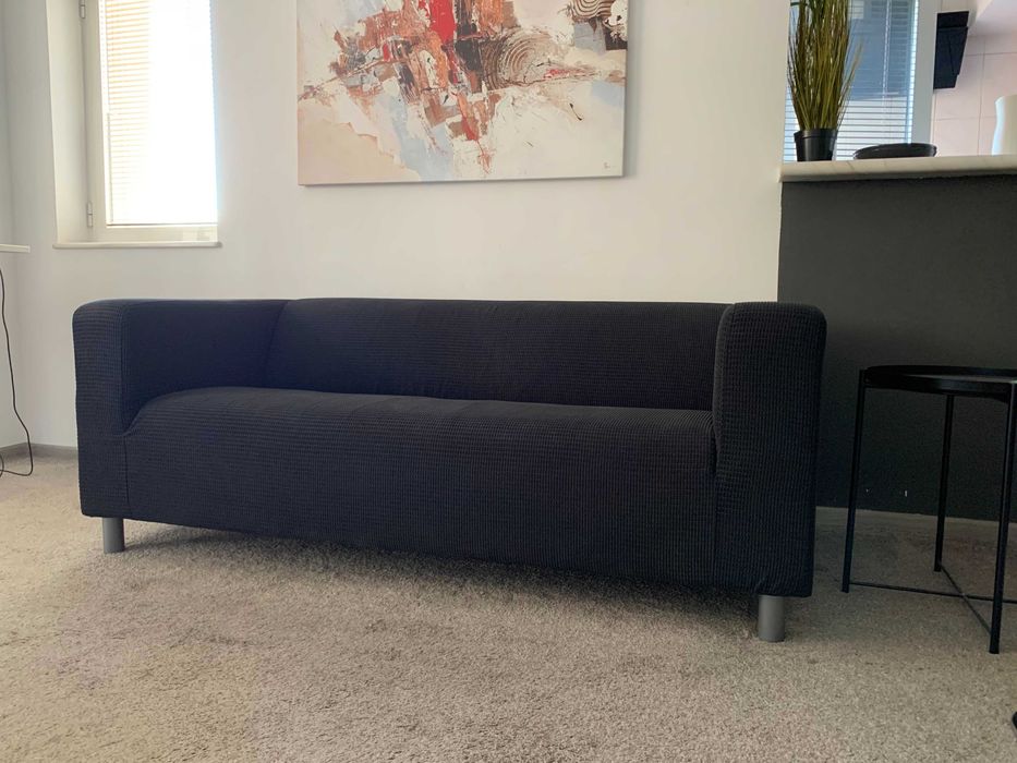 Vând canapea IKEA KLIPPAN cu 2 locuri și husă VISSLE gri.