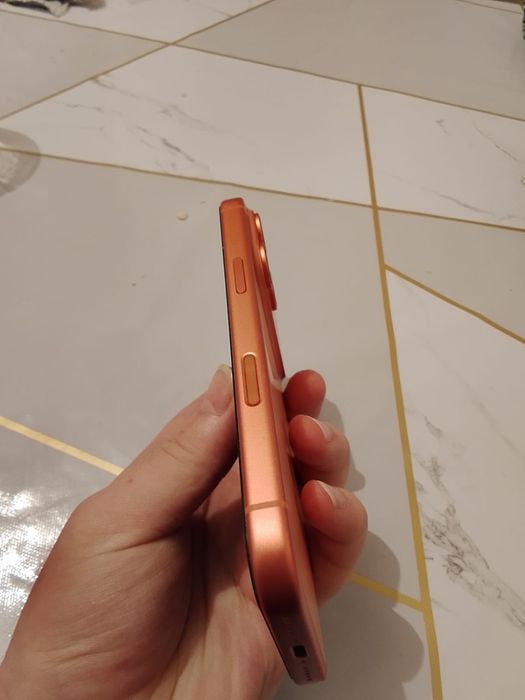 Продается iphone 17 pro 256gb