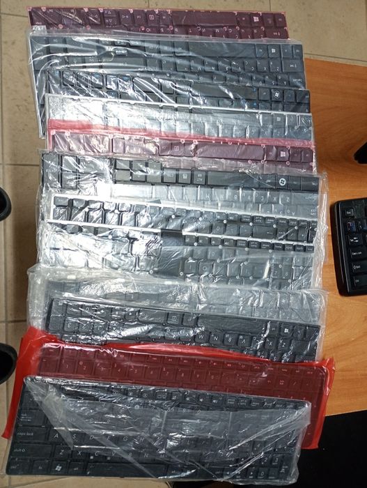 Блок питания для ноутбука (зарядка)