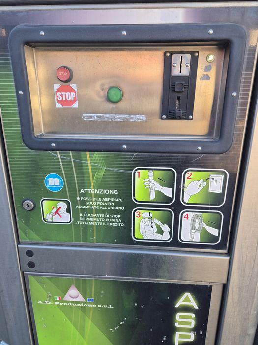 Spălătorie auto self service  2 posturi și aspiratore 3 5 kw -2 buc