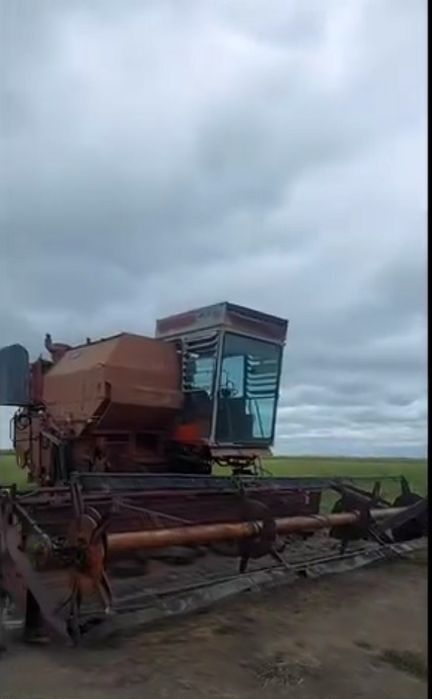 Продам комбайн Енисей на ходу