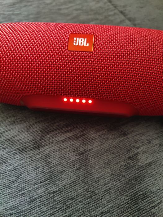 JBL Charge 3 100%battery helth/Original
