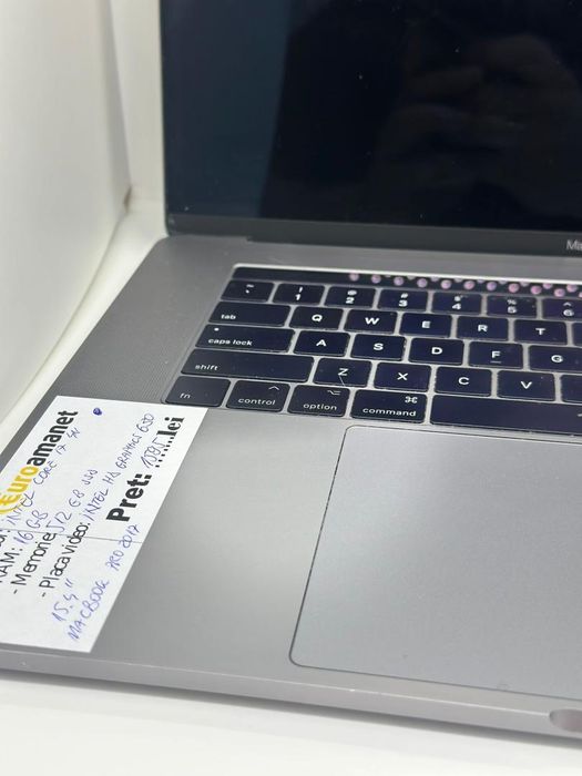 Laptop Apple MacBook Pro 15, Intel Core I7, 16GB RAM, 512GB SSD, -A-