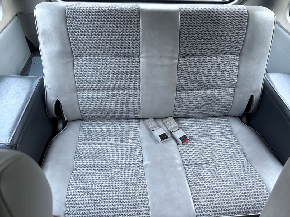 Mitsubishi Pajero Mk1 (vehicul istoric)