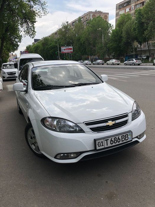 Продается Chevrolet Lacetti 2014 года