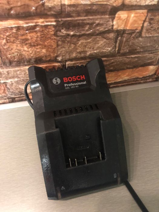 Incarcator BoSch de 14 si 18