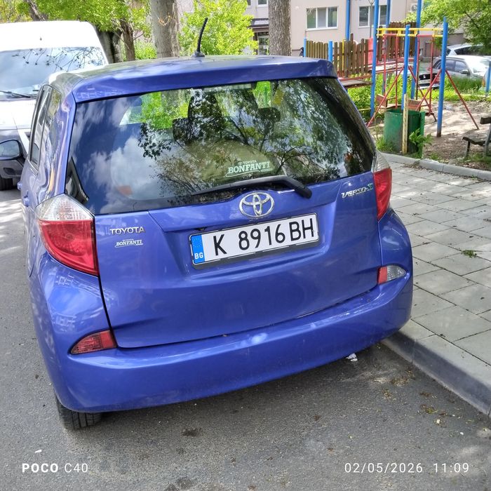 Продавам автомобил