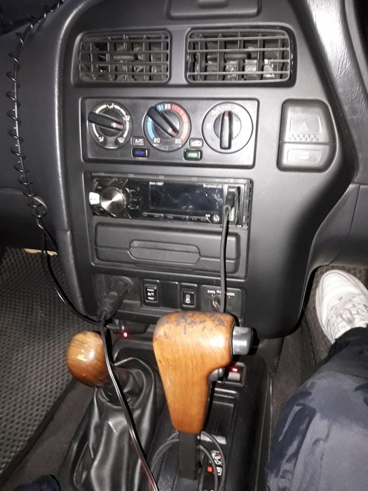 Продам NISSAN TERRANO 1996года