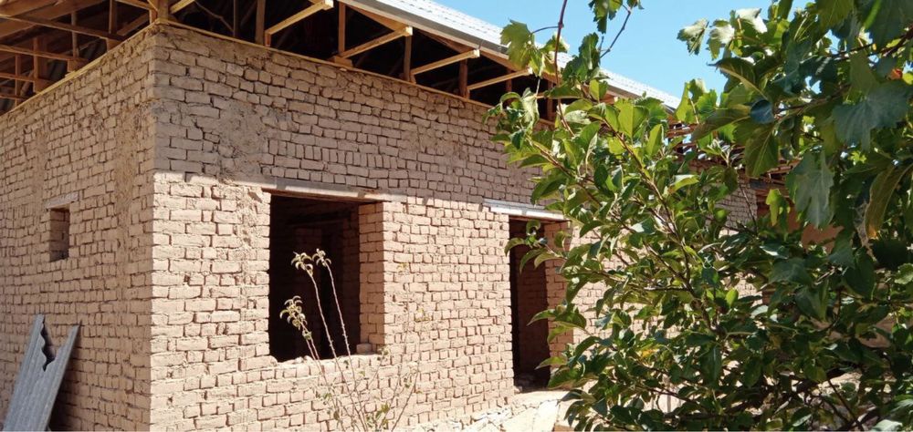 Срочно! Уй Ховли Нуротада 8 сотка, Дом в городе Нурота, 8 соток