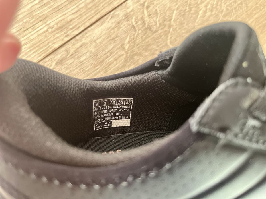 Sketchers mar 36