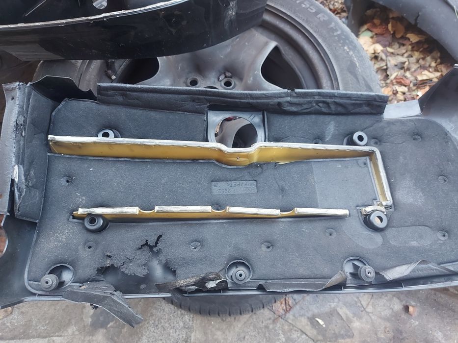 Кора върху двигател Мерцедес Ц , ЦЛК / Mercedes C , CLK