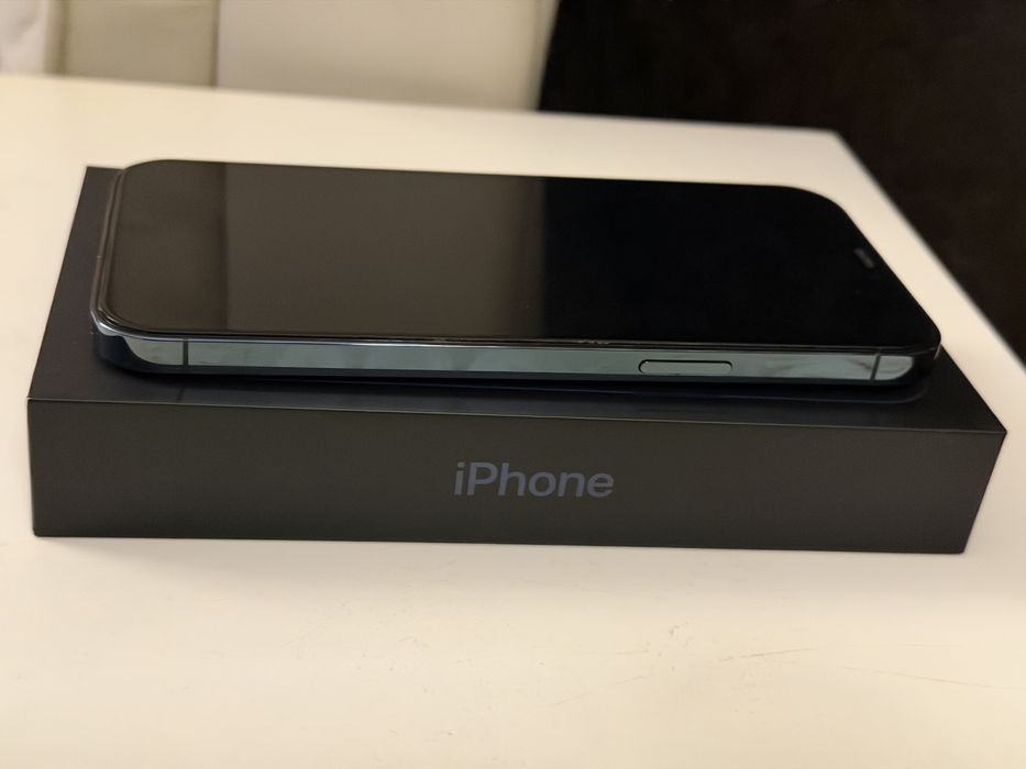 IPHONE 12 Pro Max продам