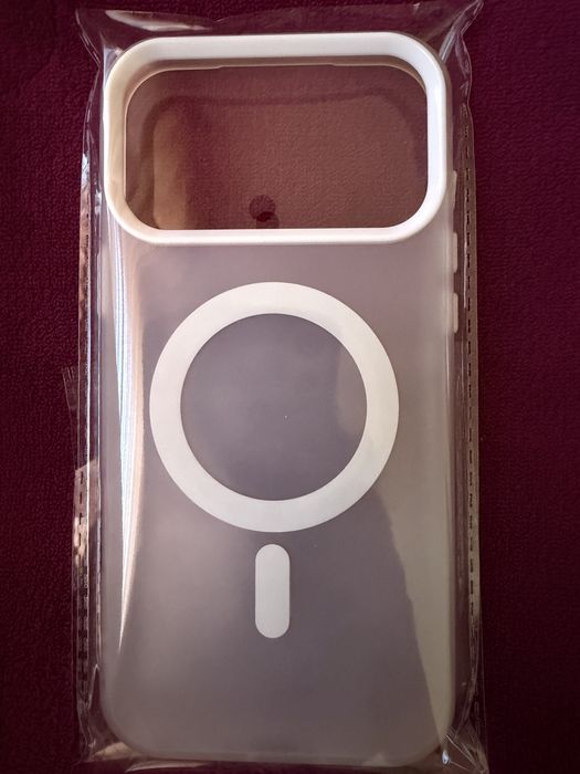 Кейс айфон 17 про макс