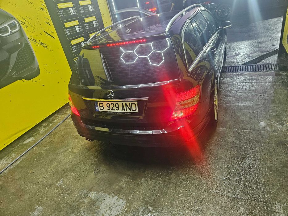 Vand mercedes c220 an 2010