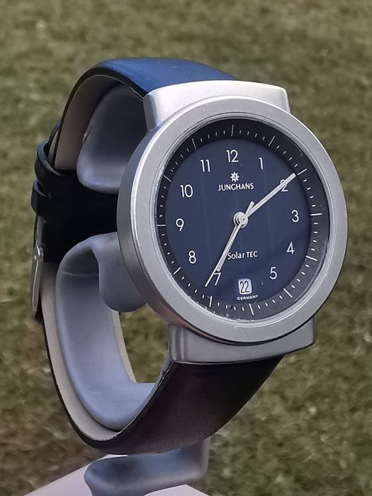 Ceas Junghans Solar Tec - Quartz Ronda 5 rubine - 34 * 38,5 mm