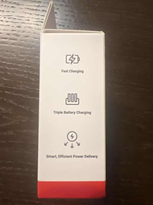 зарядно устройство Insta360 Ace Pro Fast Charging Hub