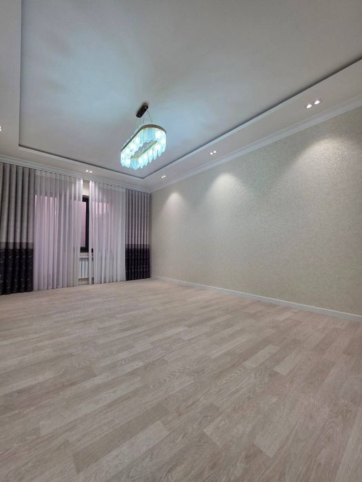 Продается евро Коттедж Карасу 6 1,2 соток 2 уровня 6 Комнат