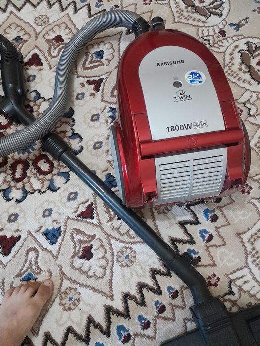 Пылесос Samsung 1800w