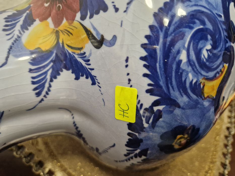 Португалска ваза за цветя