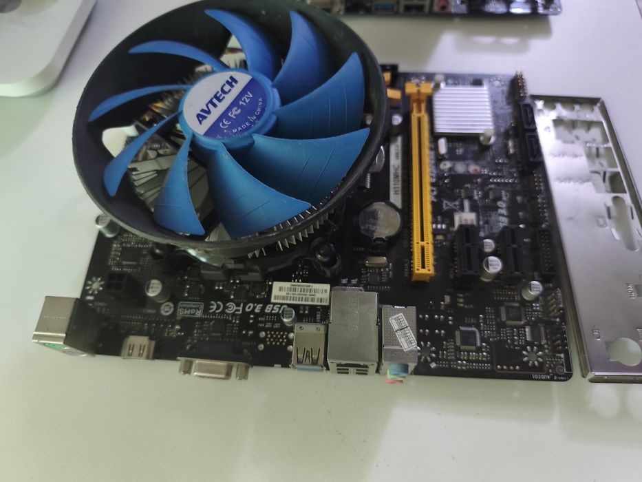 DDR4 H110 plata+Protsessor