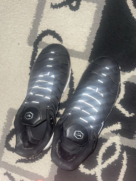 Vand tn marimea 46 urgent