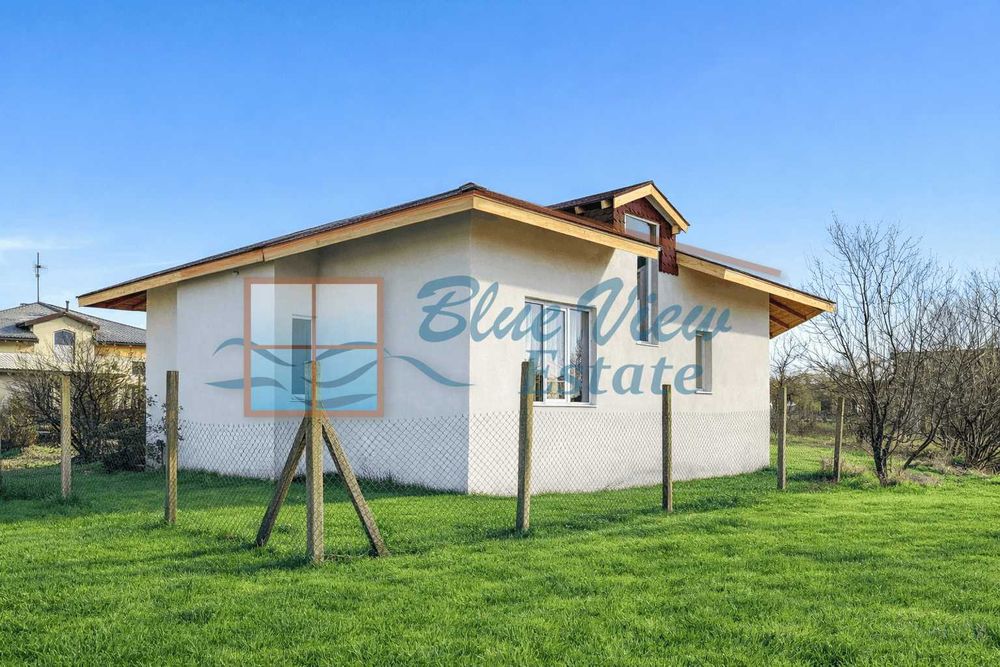 Продава се Къща в с. Царичино, Област Добрич - 192 кв.м за 399 €/кв.м - Снимка #20