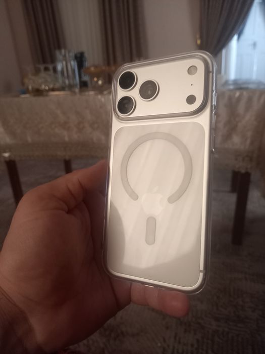 Iphone 17 pro max Dubai